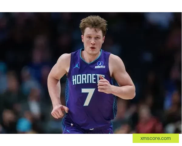 里程碑之夜克努佩尔超越肯巴沃克刷新黄蜂三分纪录